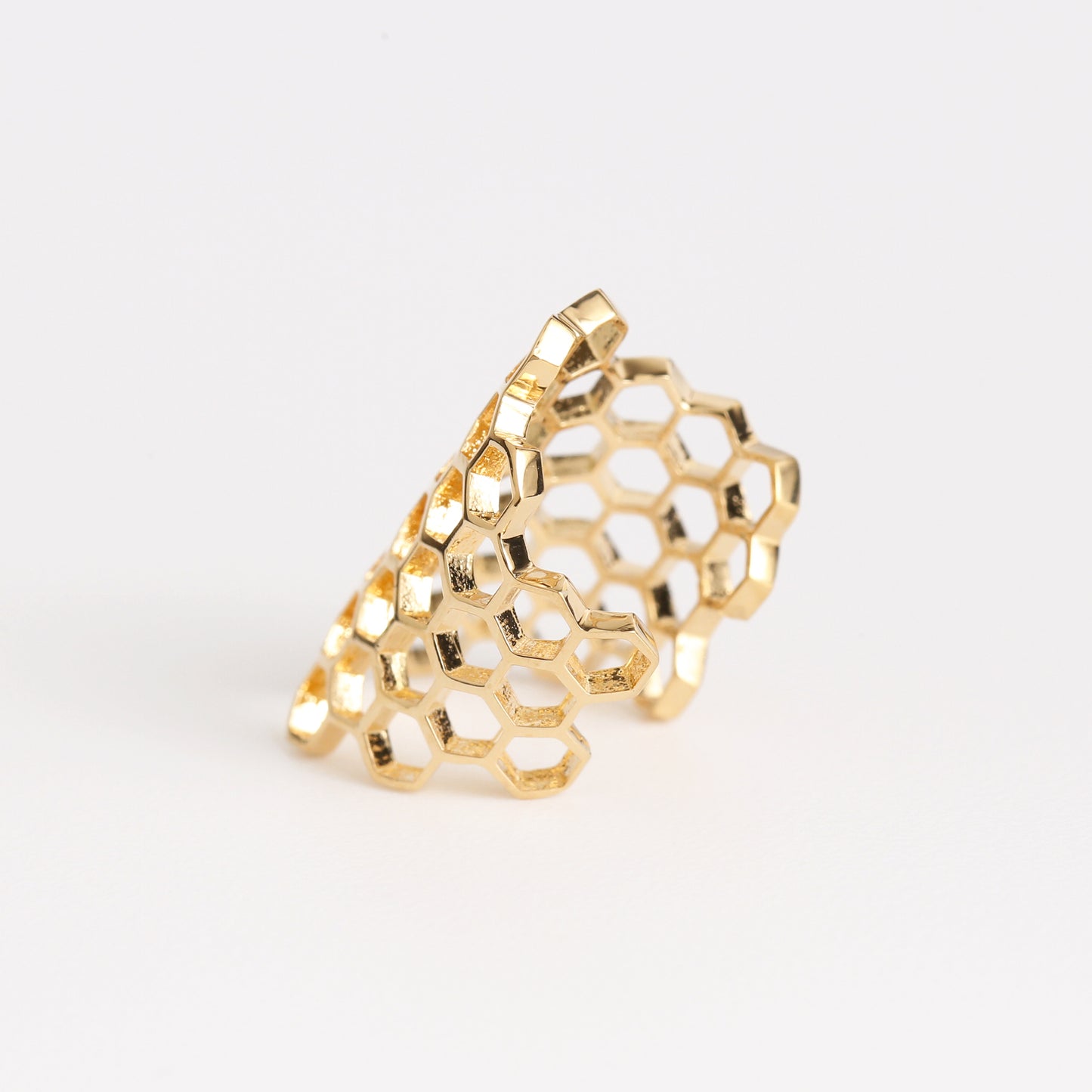 Honeycomb Ear Cuff / Designer by  Yumi Mori